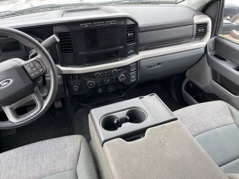 Used 2024 Ford F250 XLT image 33