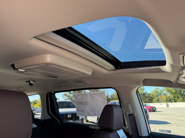 New 2027 Honda Odyssey Touring image 8