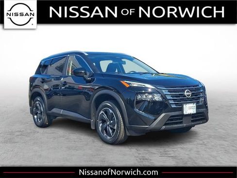 Used 2025 Nissan Rogue SV w/ SV Premium Package AWD/4WD image 1