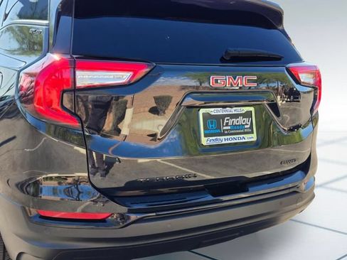 Used 2023 GMC Terrain SLE w/ Elevation Edition AWD/4WD image 7