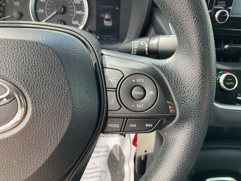 Used 2020 Toyota Corolla LE image 8