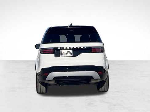 New 2025 Land Rover Discovery Metropolitan Edition image 8