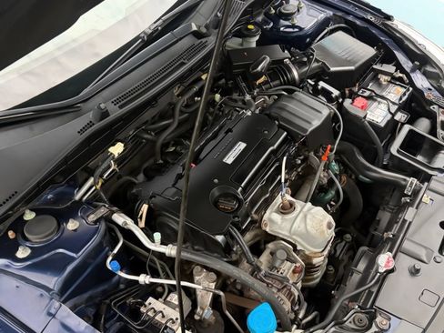 Used 2017 Honda Accord LX image 25