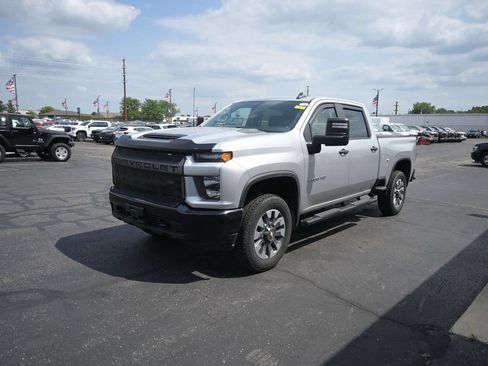 Used 2021 Chevrolet Silverado 2500 Custom w/ Custom Value Package AWD/4WD image 11