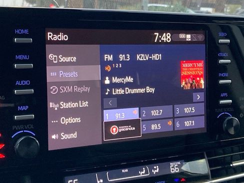 Used 2021 Toyota Sienna LE image 24