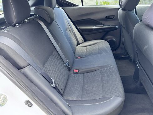 Used 2021 Nissan Kicks S FWD image 17