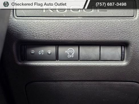 Used 2023 Nissan Rogue S FWD image 23