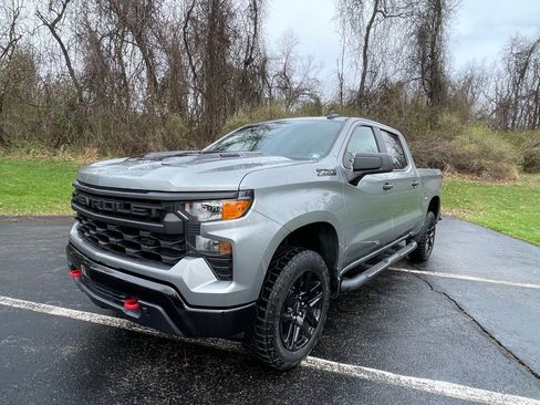 Certified 2024 Chevrolet Silverado 1500 Custom Trail Boss w/ LPO, Dark Essentials Package image 7