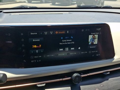 Used 2023 Nissan Ariya FWD image 19