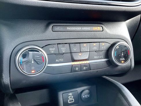 Used 2024 Ford Escape ST-Line image 25