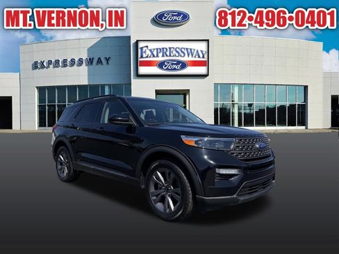 Used 2022 Ford Explorer XLT w/ Equipment Group 202A AWD/4WD image 5