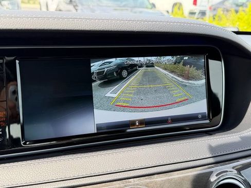 Used 2017 Mercedes-Benz S 550 4MATIC Sedan image 24