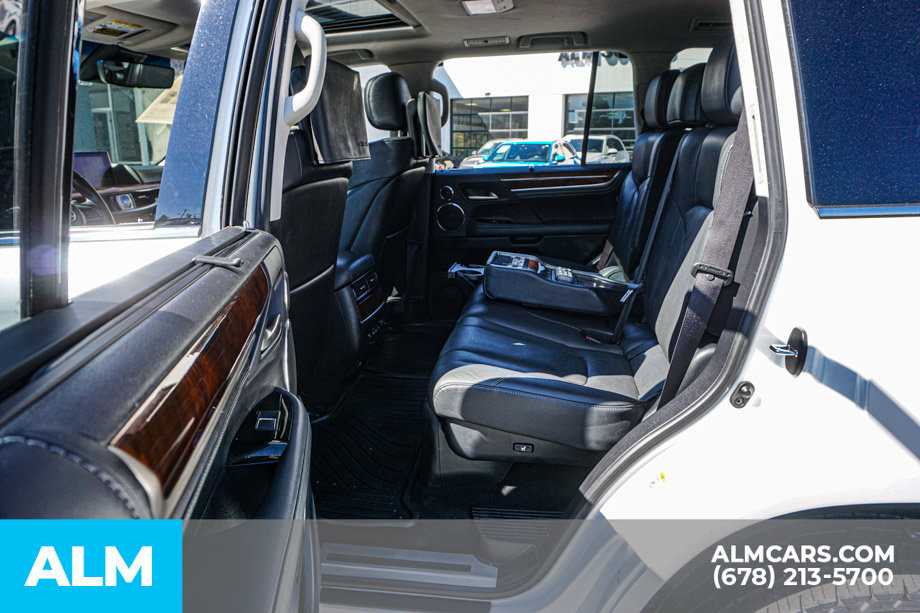 Used 2019 Lexus LX 570 4WD w/ Luxury Package image 20