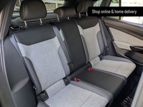 Used 2023 Volkswagen ID.4 Pro image 28