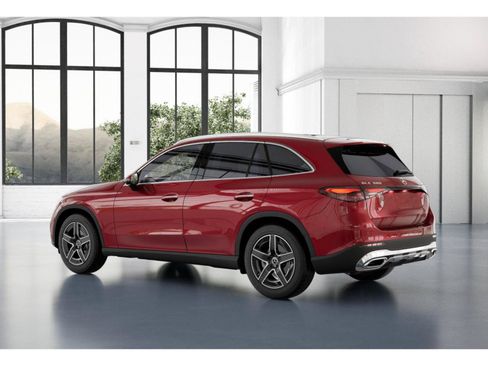 Used 2026 Mercedes-Benz GLC 300 4MATIC image 30