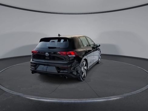 Used 2022 Volkswagen GTI S image 8