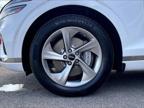 Certified 2026 Genesis GV70 2.5T AWD/4WD image 10