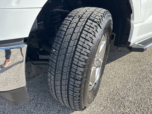 New 2024 Ford F150 XLT w/ Equipment Group 302A MID image 23