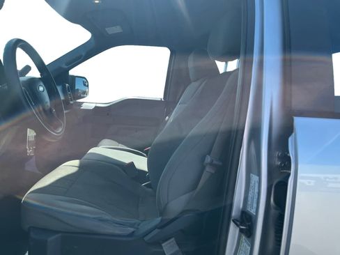 Used 2016 Ford F150 XL w/ Equipment Group 101A Mid AWD/4WD image 9