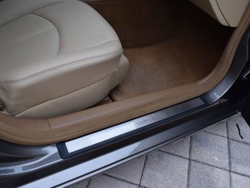 Used 2008 Mercedes-Benz E 350 4MATIC Sedan image 54