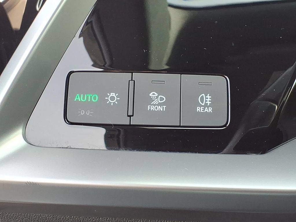 Used 2024 Audi A3 2.0T Premium FWD image 17