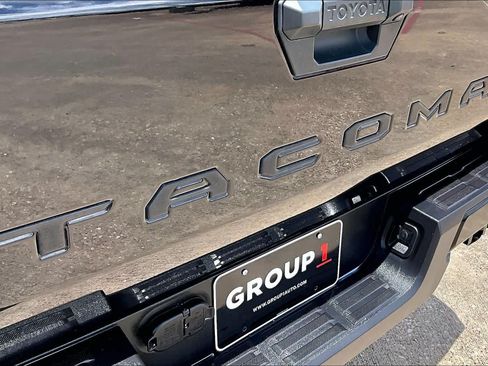Used 2025 Toyota Tacoma TRD Sport RWD image 30