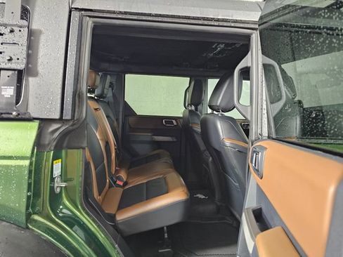 Used 2023 Ford Bronco Outer Banks w/ Sasquatch Package image 13