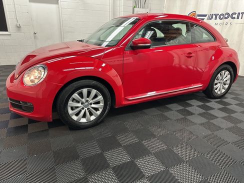 Used 2019 Volkswagen Beetle 2.0T S image 5