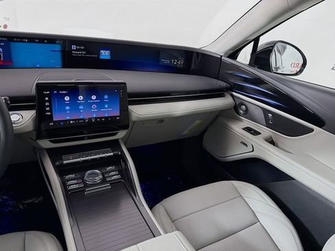 New 2026 Lincoln Nautilus Premier w/ Equipment Group 102A AWD/4WD image 26