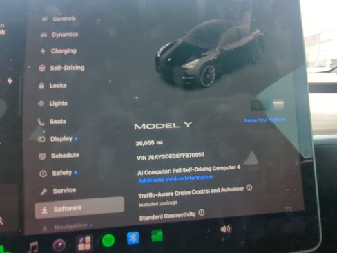Used 2023 Tesla Model Y 2WD image 2