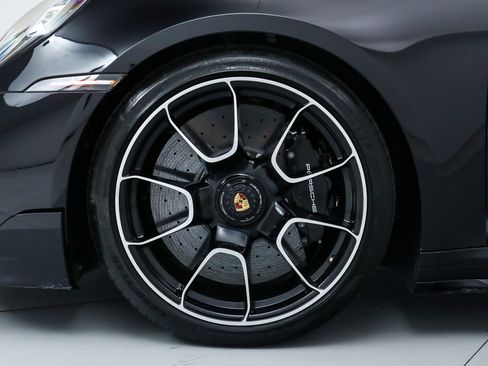 Used 2025 Porsche 911 Turbo S AWD/4WD image 40