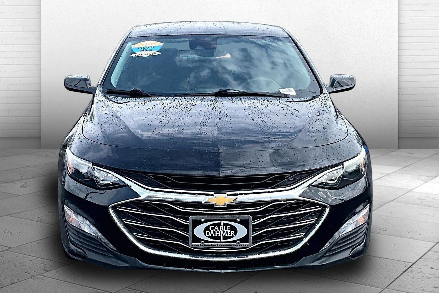Used 2024 Chevrolet Malibu LT FWD image 2