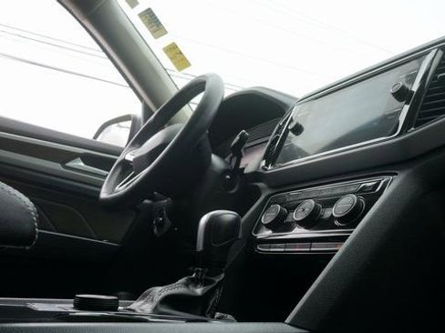 Certified 2023 Volkswagen Atlas SE w/ Panoramic Sunroof Package image 57