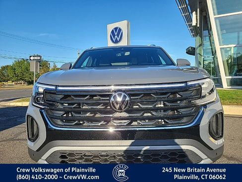 New 2026 Volkswagen Atlas Cross Sport SE image 4