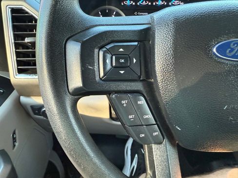 Used 2017 Ford F250 XLT image 25