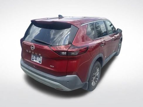 Used 2023 Nissan Rogue S AWD/4WD image 10