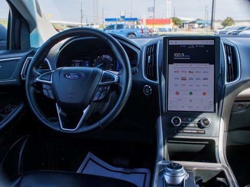 Used 2024 Ford Edge SEL image 15