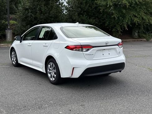 Used 2026 Toyota Corolla LE FWD image 4