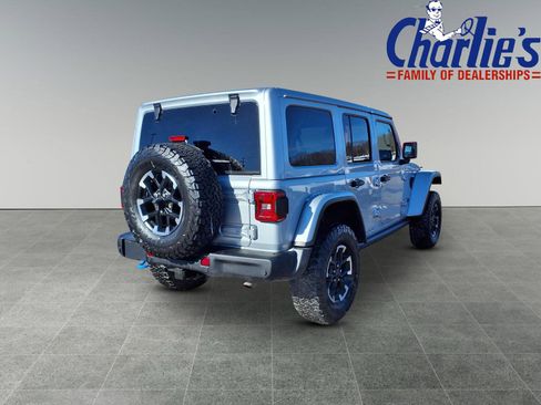 Used 2024 Jeep Wrangler Unlimited Rubicon 4xe image 4