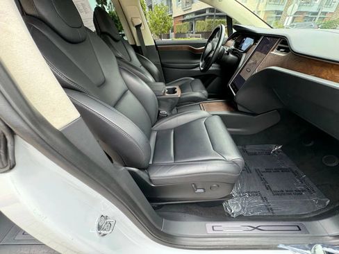 Used 2020 Tesla Model X Long Range AWD/4WD image 8
