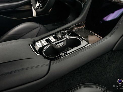 New 2025 Karma Revero Luxury image 42