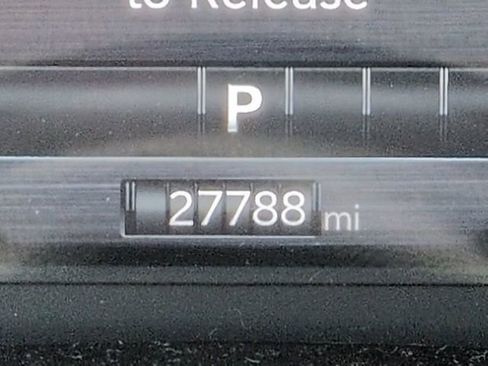 Used 2025 RAM 1500 Big Horn AWD/4WD image 32