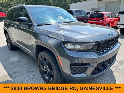 Used 2023 Jeep Grand Cherokee Altitude