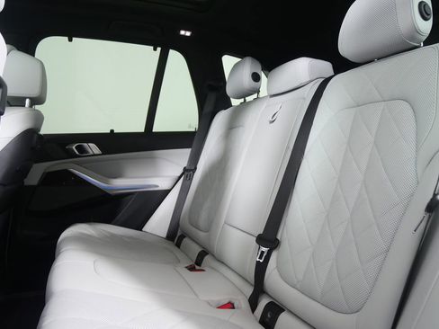 Certified 2023 BMW X5 xDrive45e w/ Executive Package image 16