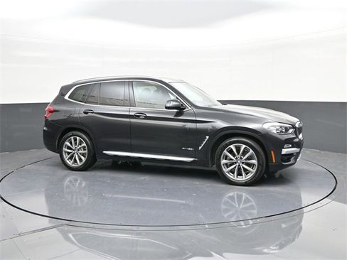 Used 2018 BMW X3 xDrive30i w/ Premium Package image 17