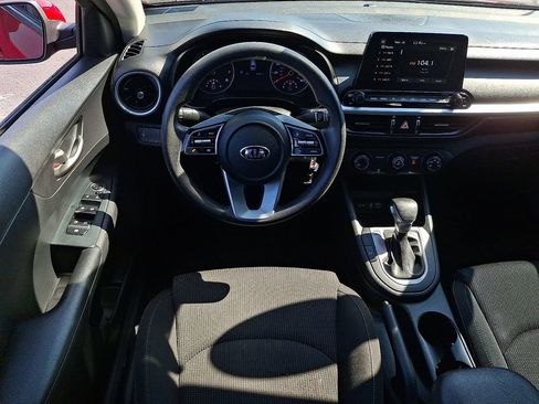 Used 2020 Kia Forte LXS FWD image 12