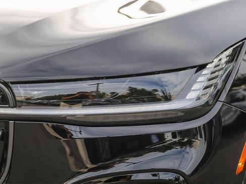 Certified 2024 Lincoln Nautilus Reserve w/ Equipment Group 202A image 4