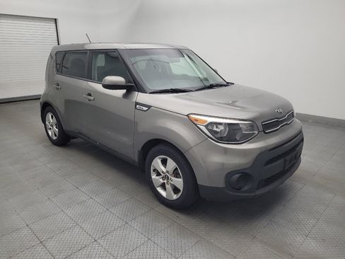 Used 2018 Kia Soul FWD image 13