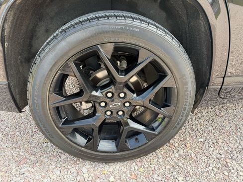 Used 2024 Chevrolet Traverse RS image 22