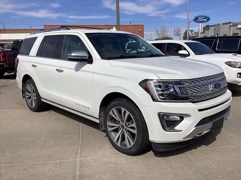 Used 2020 Ford Expedition Platinum AWD/4WD image 3